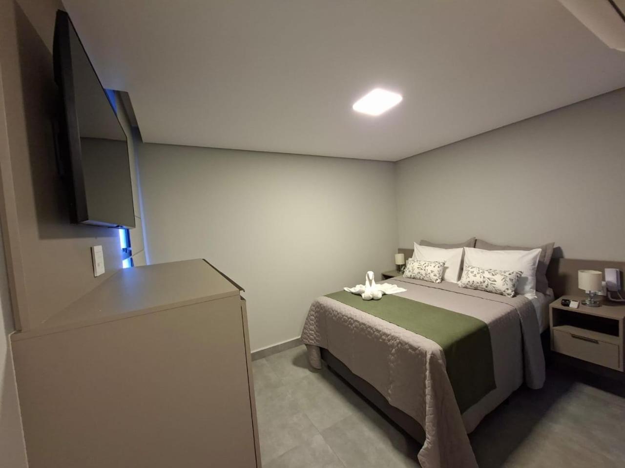 Hotel Jd Cravinhos Esterno foto